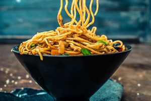 SZECHWAN NOODLES (VEG/EGG/ CHICKEN)